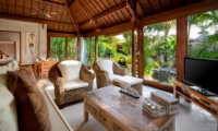 Bedroom with Seating Area - Villa Istana Satu - Seminyak, Bali