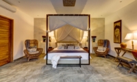 Bedroom with Seating Area - Villa Kadek - Seminyak, Bali