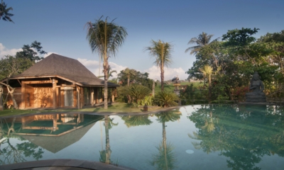 Gardens and Pool - Villa Kalua - Umalas, Bali