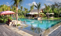 Gardens and Pool - Villa Kayu - Umalas, Bali