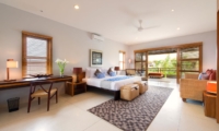 Spacious Bedroom and Balcony - Villa Kinara - Seminyak, Bali