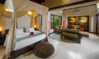 Bedroom with Sofa - Villa Kubu 10 - Seminyak, Bali