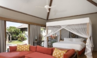 Bedroom with Sofa - Villa Levi - Canggu, Bali