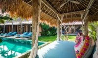 Pool Bale - Villa Little Mannao - Kerobokan, Bali