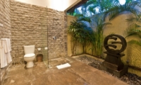 Semi Open Bathroom with Shower - Villa Mahkota - Seminyak, Bali