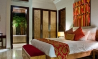Bedroom and Bathroom - Villa Nilaya Residence - Seminyak, Bali