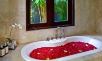 Romantic Bathtub Set Up - Villa Nilaya Residence - Seminyak, Bali