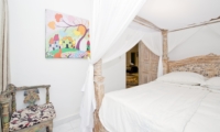 Bedroom with Four Poster Bed - Villa Orchid Sanur - Sanur, Bali