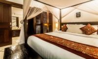 King Size Bed - Villa Rama - Seminyak, Bali
