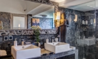 His and Hers Bathroom with Mirror - Villa Rama Sita - Seminyak, Bali