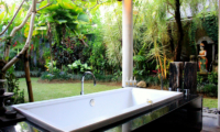 Living Area with TV - Villa Sally - Canggu, Bali