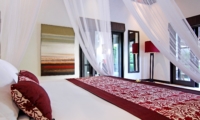 Bedroom with Mosquito Net - Villa Sesari - Seminyak, Bali