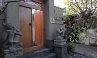 Entrance - Villa Sesari - Seminyak, Bali
