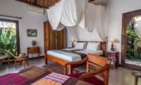 Bedroom with Seating Area - Villa Tibu Indah - Canggu, Bali