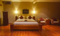 Bedroom with Seating Area - Villa Tirtadari - Canggu, Bali