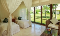 Twin Bedroom with Garden View - Villa Vastu - Ubud, Bali