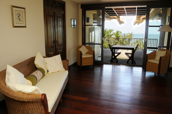 Indoor Seating Area with Sea View - Villa Waringin - Pererenan, Bali