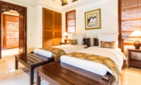 Twin Bedroom with Table Lamps - Villa Yasmine - Jimbaran, Bali