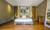 Bedroom with Wooden Floor - Villa Yoga - Seminyak, Bali