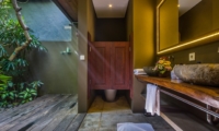 Semi Open His and Hers Bathroom - Villa Yoga - Seminyak, Bali
