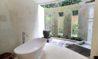 En-Suite Bathtub - Villa Amrita - Ubud, Bali