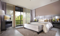 Spacious Bedroom with Lamps - Villa Balimu - Seminyak, Bali