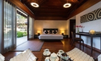 Bedroom with Seating Area - Villa Bunga Pangi - Canggu, Bali