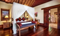 Bedroom with Table Lamps - Villa Bunga Wangi - Canggu, Bali