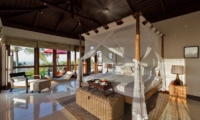 Bedroom with Seating Area - Villa Capung - Uluwatu, Bali