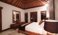 Bedroom with Mirror - Villa Dewata I - Seminyak, Bali