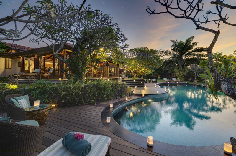Pool Side - Villa East Indies - Pererenan, Bali