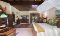 Bedroom with Mosquito Net - Villa East Indies - Pererenan, Bali