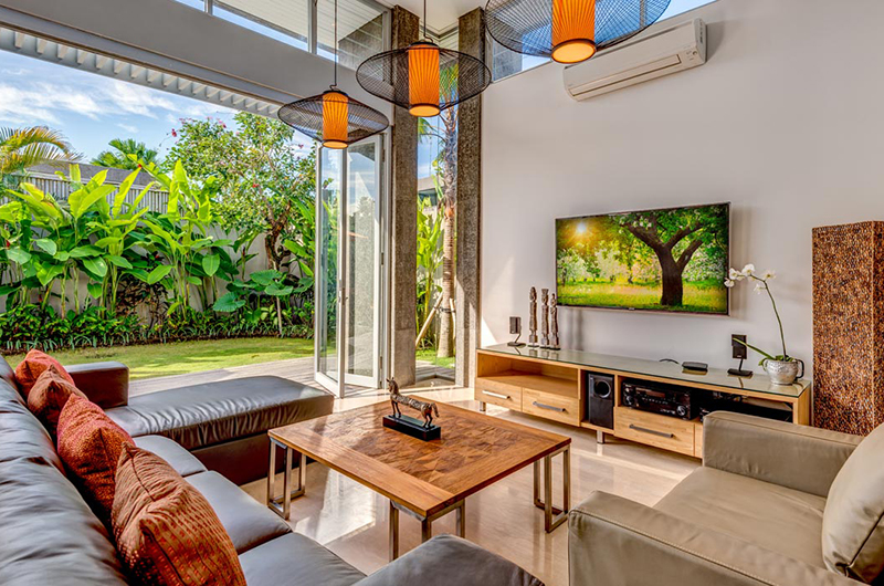 Lounge Area with TV - Villa Indah Aramanis - Seminyak, Bali