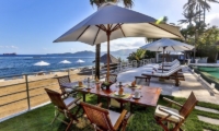 Dining Area with Sea View - Villa jukung - Candidasa, Bali