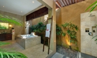 Spacious Bathroom - Villa Kalimaya - Seminyak, Bali