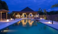 Pool at Night - Villa Kingfisher - Nusa Lembongan, Bali