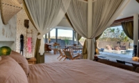 Bedroom with Pool View - Villa Kingfisher - Nusa Lembongan, Bali