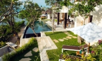 Gardens and Pool - Villa Lago - Nusa Lembongan, Bali