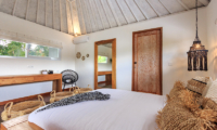 Bedroom with Seating Area - Villa Madura - Seminyak, Bali