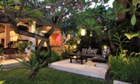 Seating Area with Garden View - Villa Maju - Seminyak, Bali