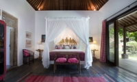 Bedroom with Seating Area - Villa Mamoune - Umalas, Bali