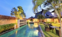 Sun Loungers - Villa M Bali Seminyak - Seminyak, Bali