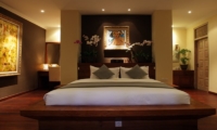 King Size Bed - Villa Nalina - Seminyak, Bali