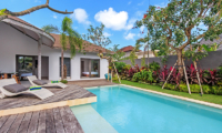 Pool Side - Villa Ohana - Kerobokan, Bali