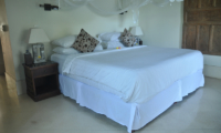 King Size Bed - Villa Perle - Candidasa, Bali