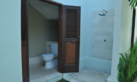 Bathroom with Shower - Villa Perle - Candidasa, Bali