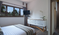 Bedroom with TV - Villa Rabu - Seminyak, Bali