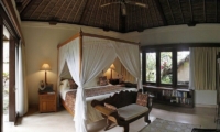 Bedroom with Seating Area - Villa Ria Sayan - Ubud, Bali