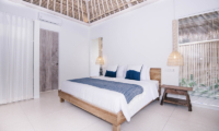 Bedroom with Lamps - Villa Sari - Nusa Lembongan, Bali