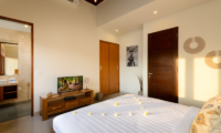 Bedroom with TV - Villa Sophia Legian - Legian, Bali